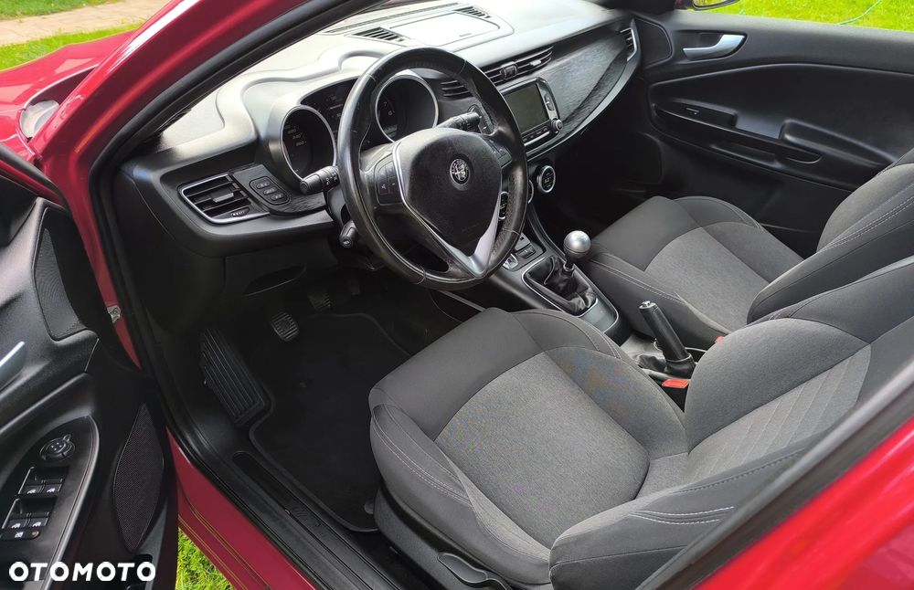 Alfa Romeo Giulietta - 11