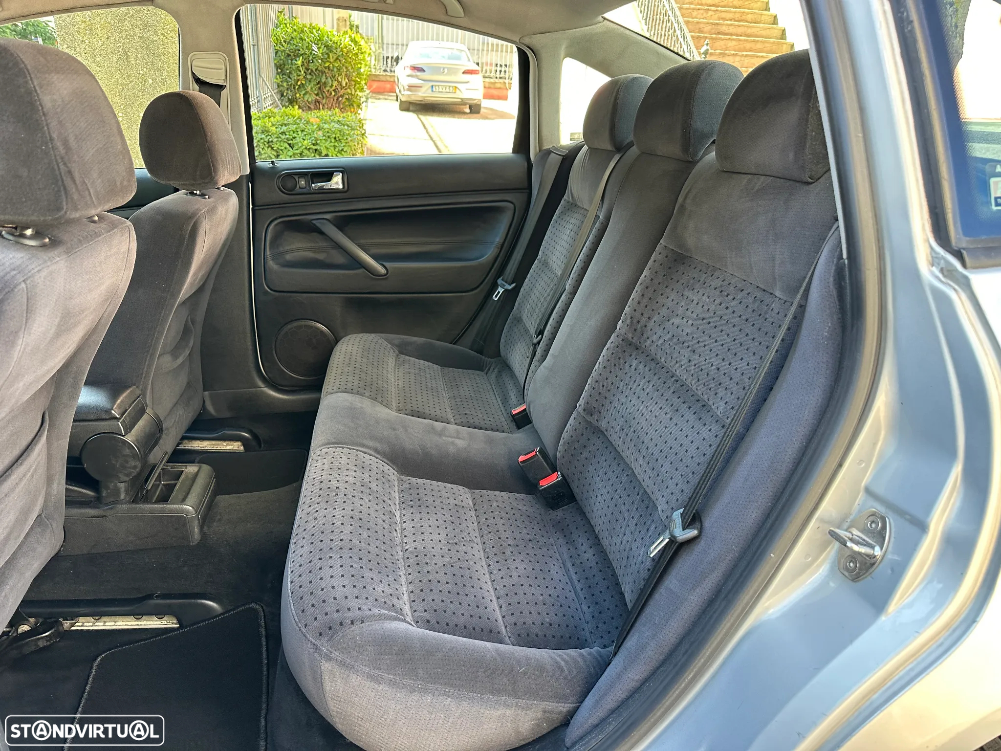 VW Passat 1.9 TDi Confortline Top - 17