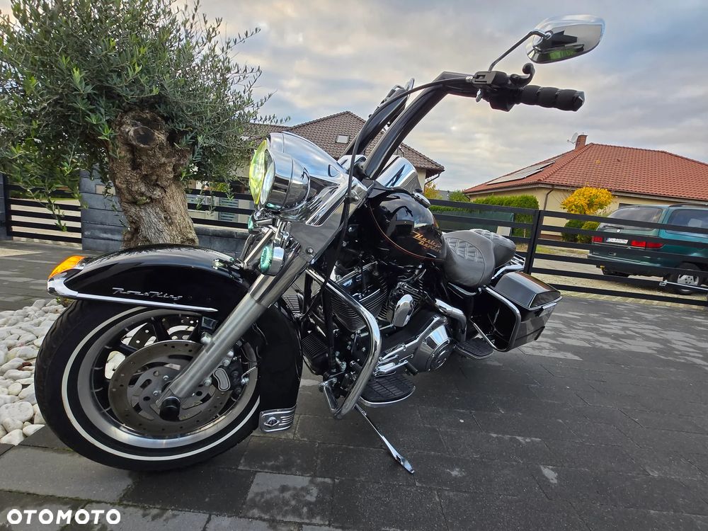 Harley-Davidson Touring Road King - 24