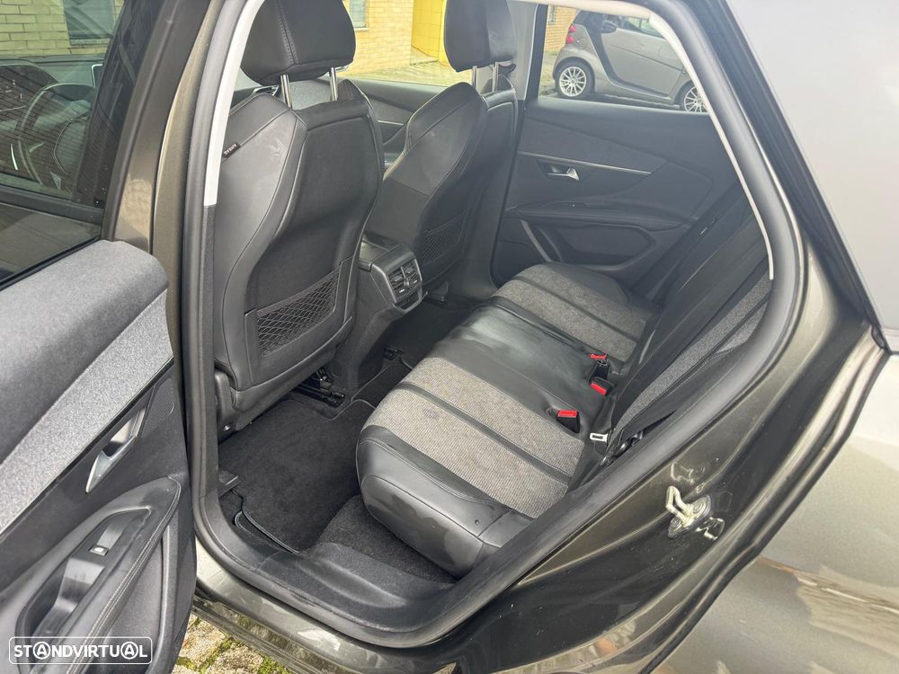 Peugeot 3008 BlueHDi 120 EAT6 Stop & Start Allure - 8