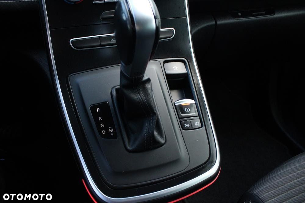 Renault Grand Scenic - 15