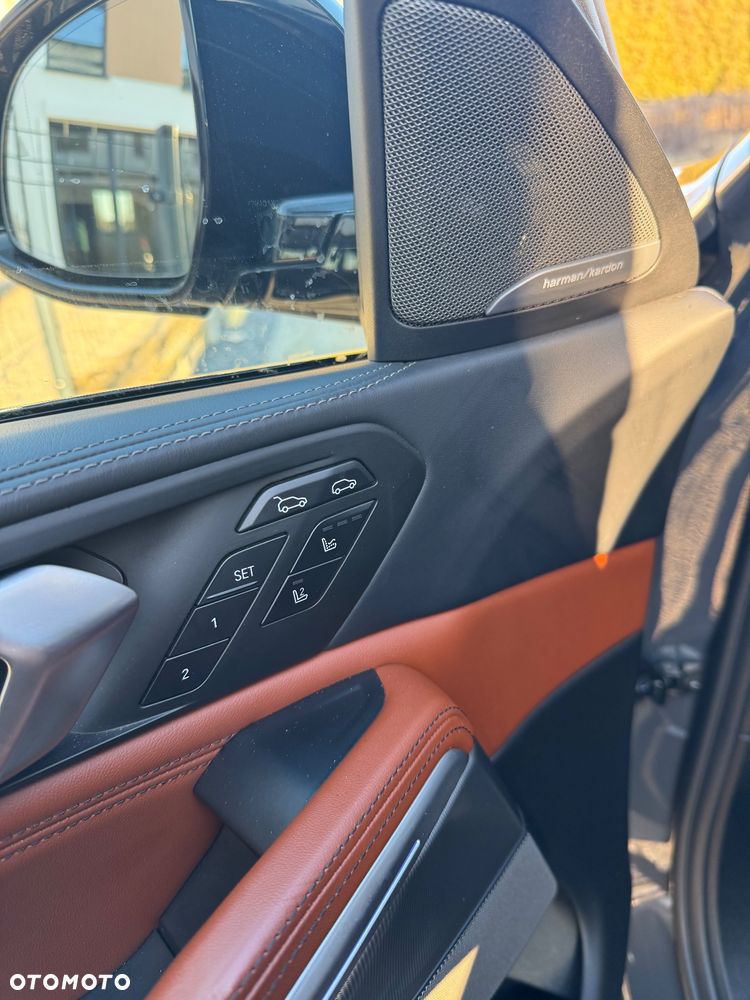 BMW X6 - 16