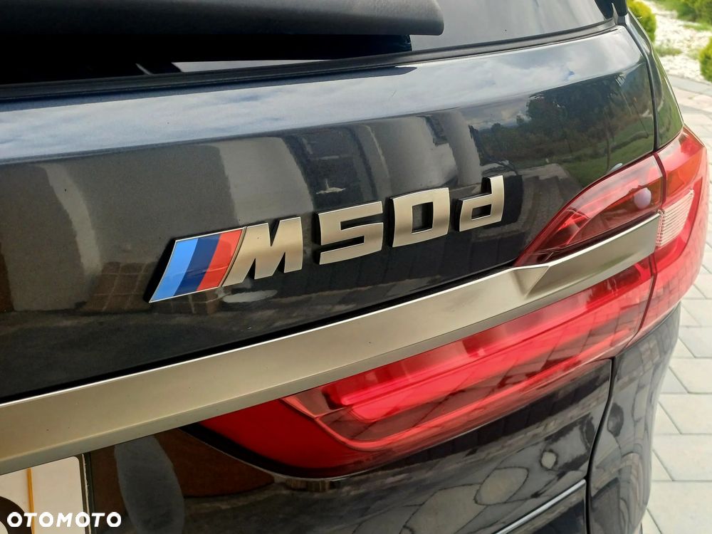 BMW X7 - 18