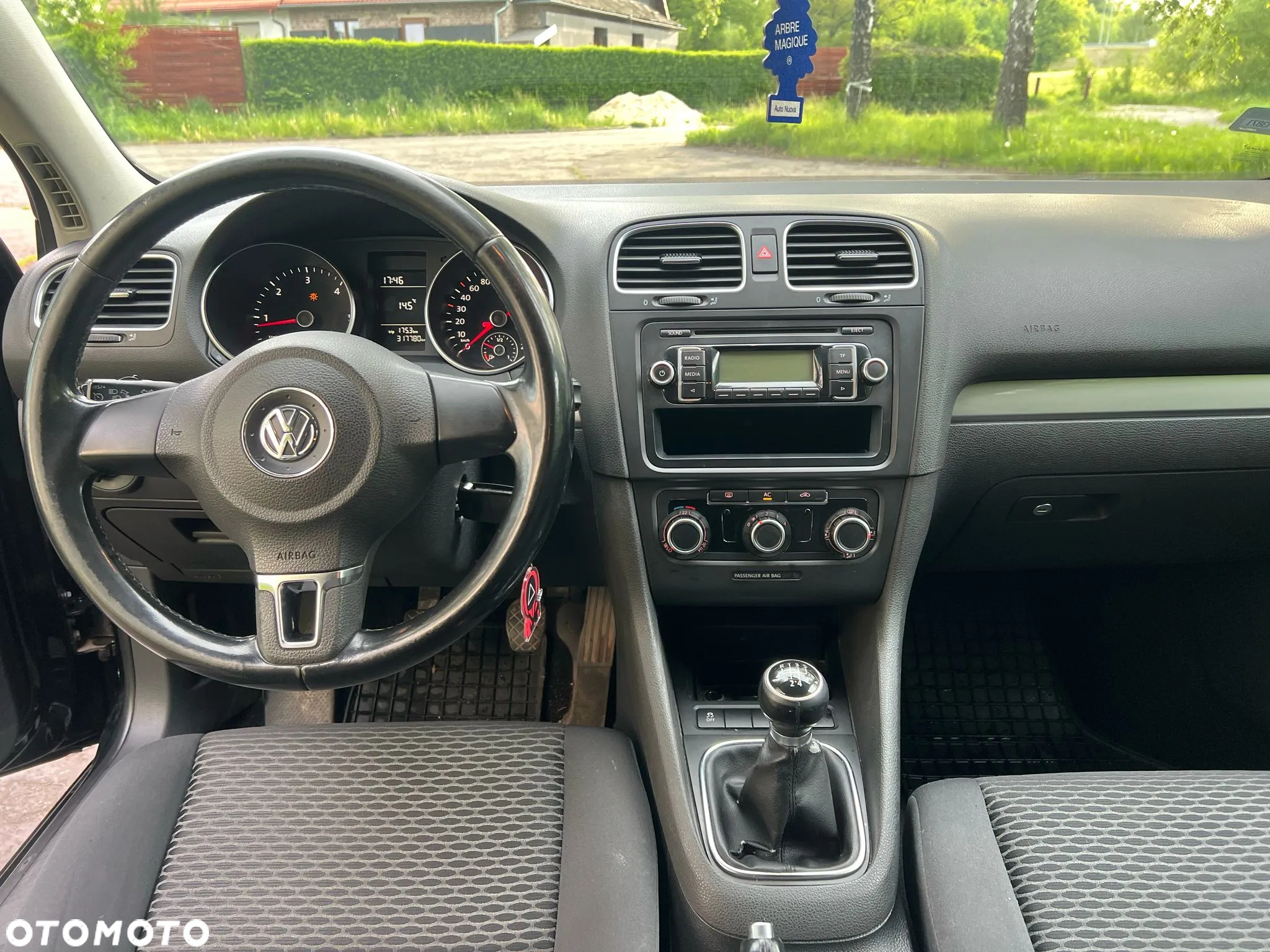 Volkswagen Golf VI 1.6 TDI Comfortline - 15