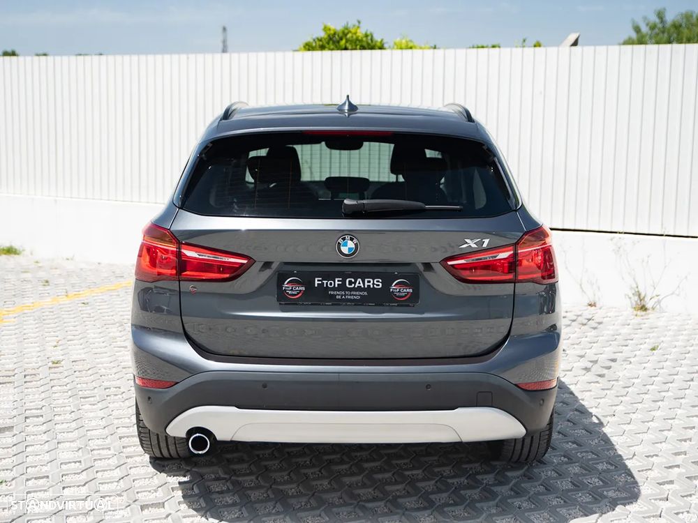 BMW X1 16 d sDrive Line Sport - 6