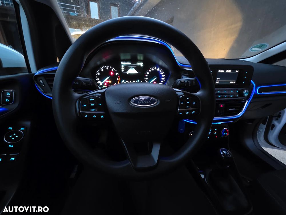 Ford Fiesta - 23