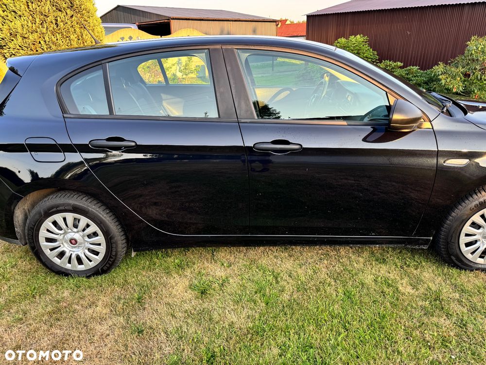 Fiat Tipo 1.4 T-Jet 16v Easy - 9