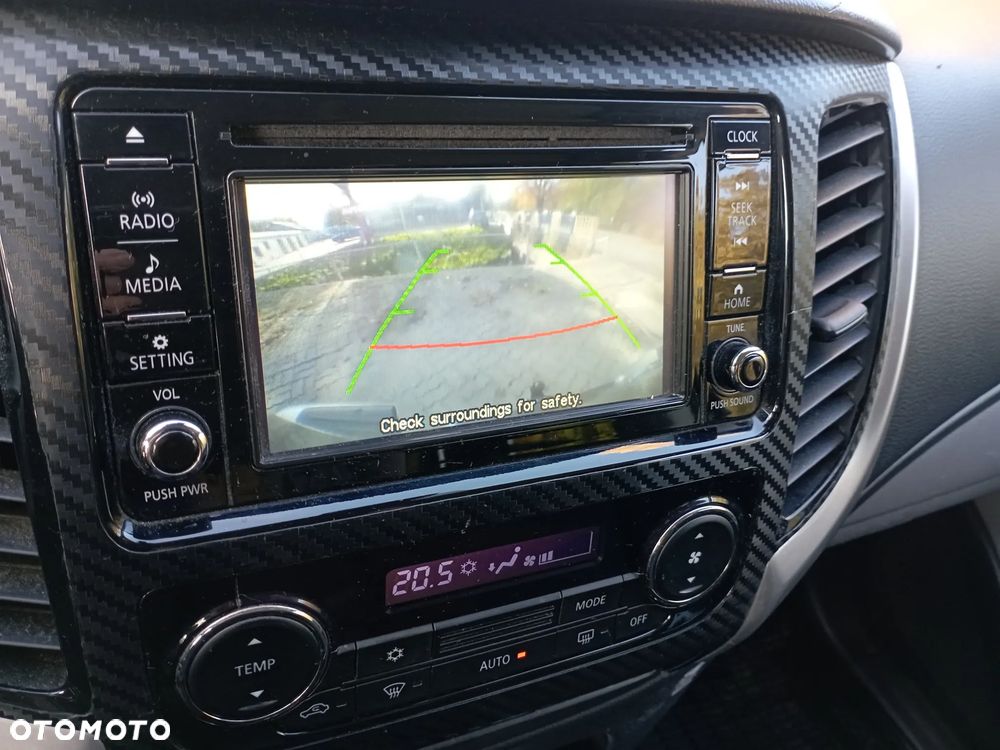 Mitsubishi L200 - 13