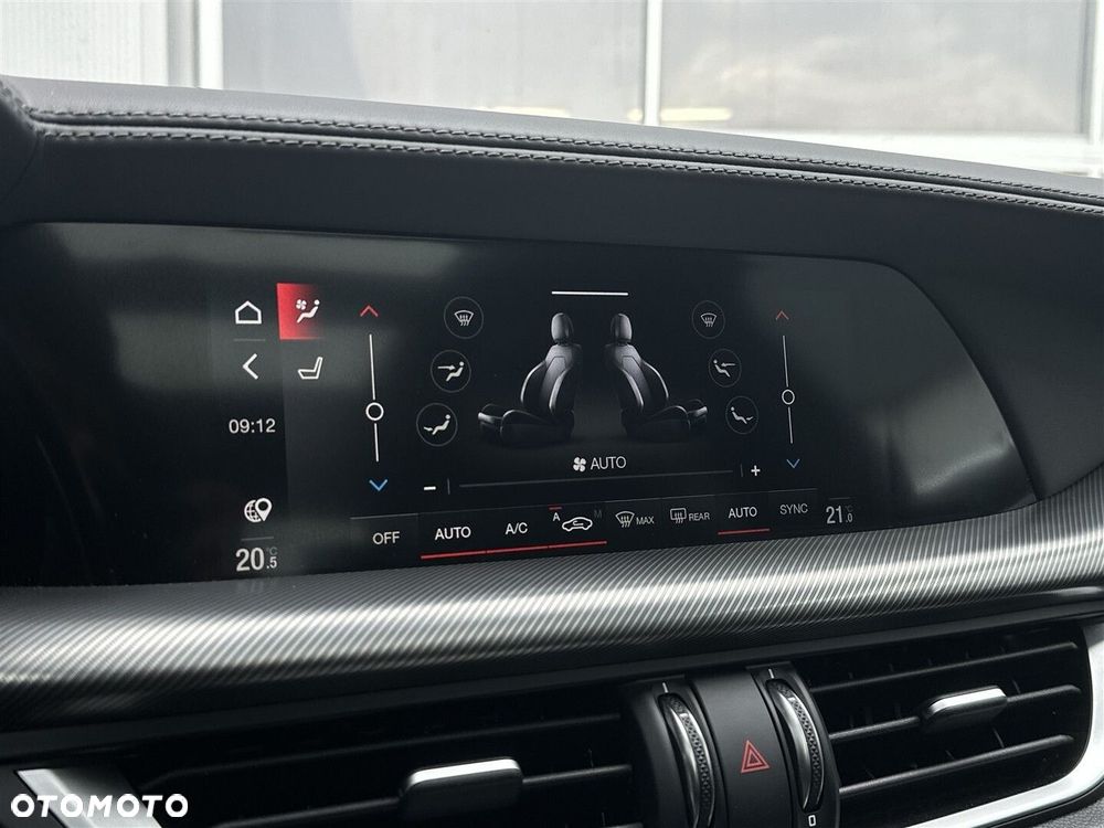 Alfa Romeo Stelvio 2.0 Turbo Veloce Q4 - 24