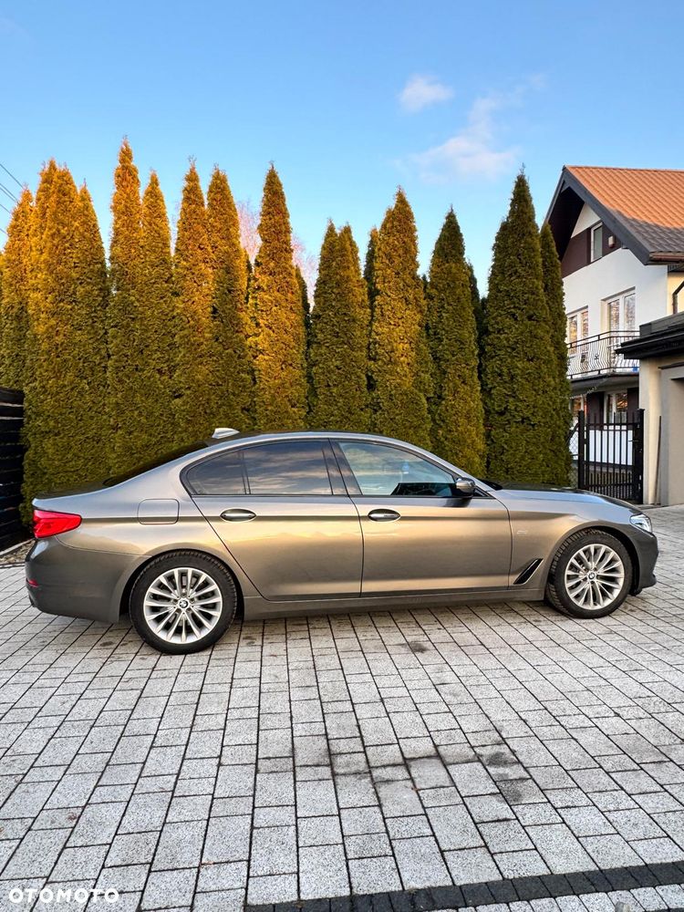 BMW Seria 5 530d Sport Line - 7