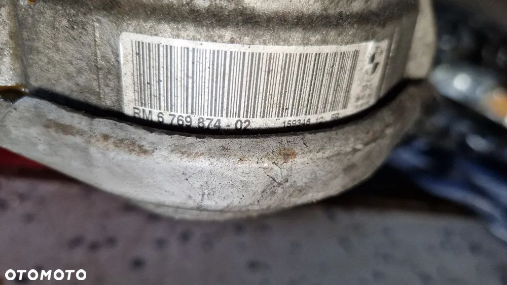 BMW E60 E61 2.0d N47D20A PODUSZKA SILNIKA 6769874 - 3