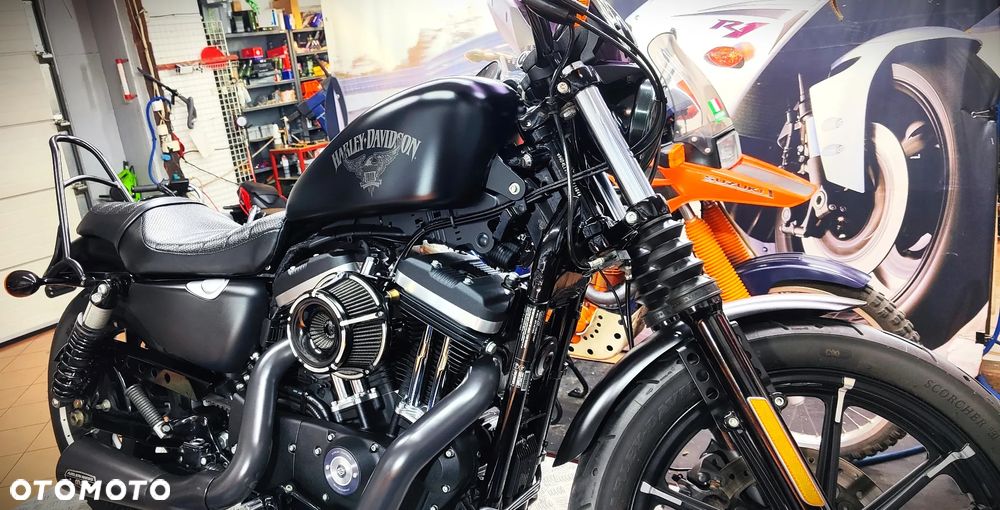 Harley-Davidson Sportster Iron 883 - 32