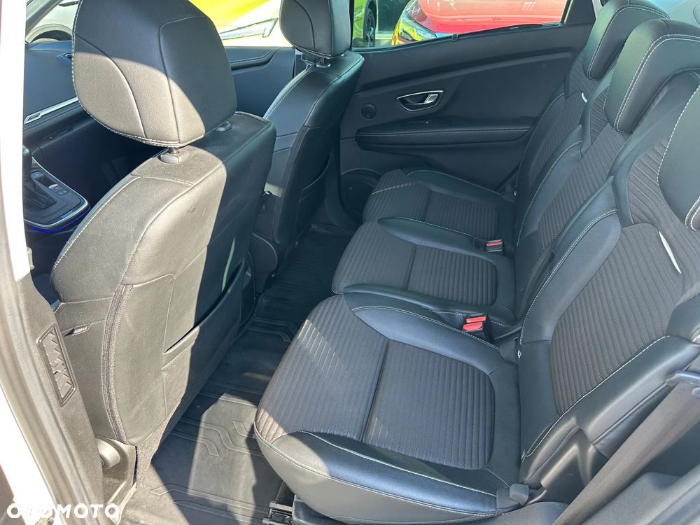 Renault Scenic - 10