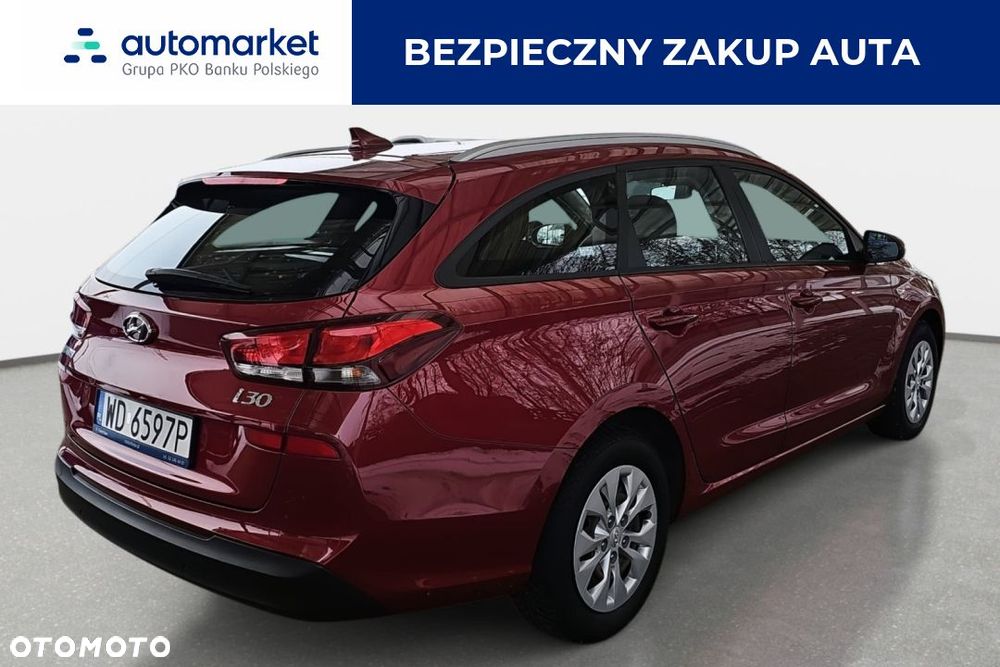 Hyundai i30 1.5 DPI Classic + - 4