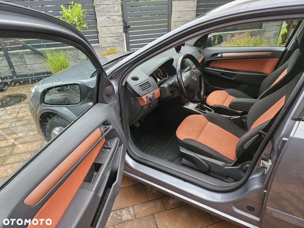 Opel Astra - 4