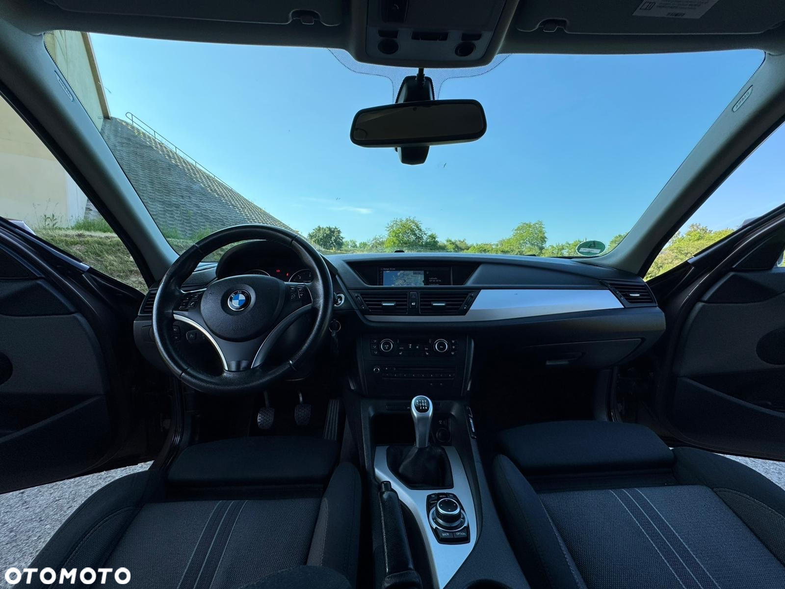 BMW X1 xDrive20d - 8