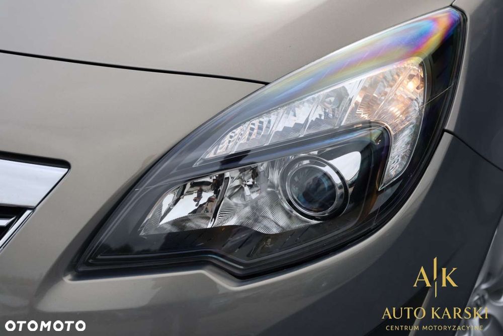 Opel Meriva - 12
