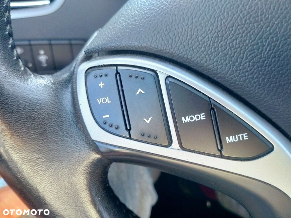 Hyundai Elantra - 20