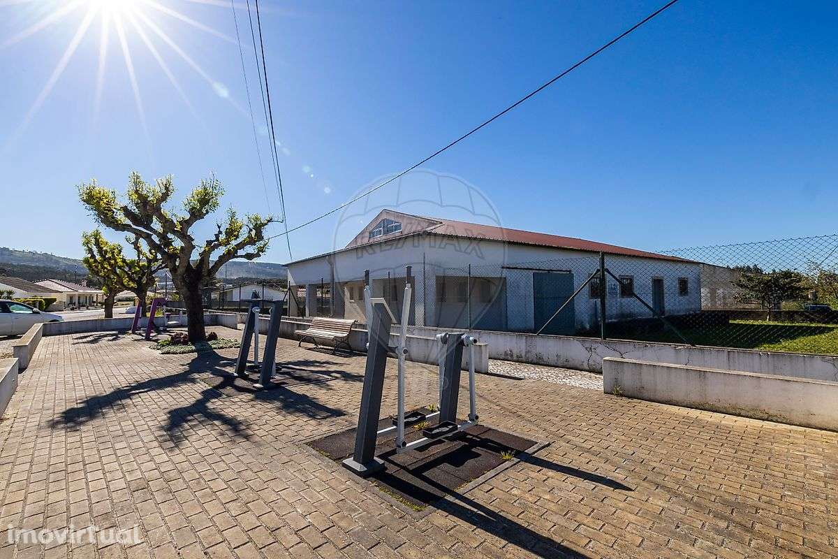 Moradia T3 para venda - Grande imagem: 2/40