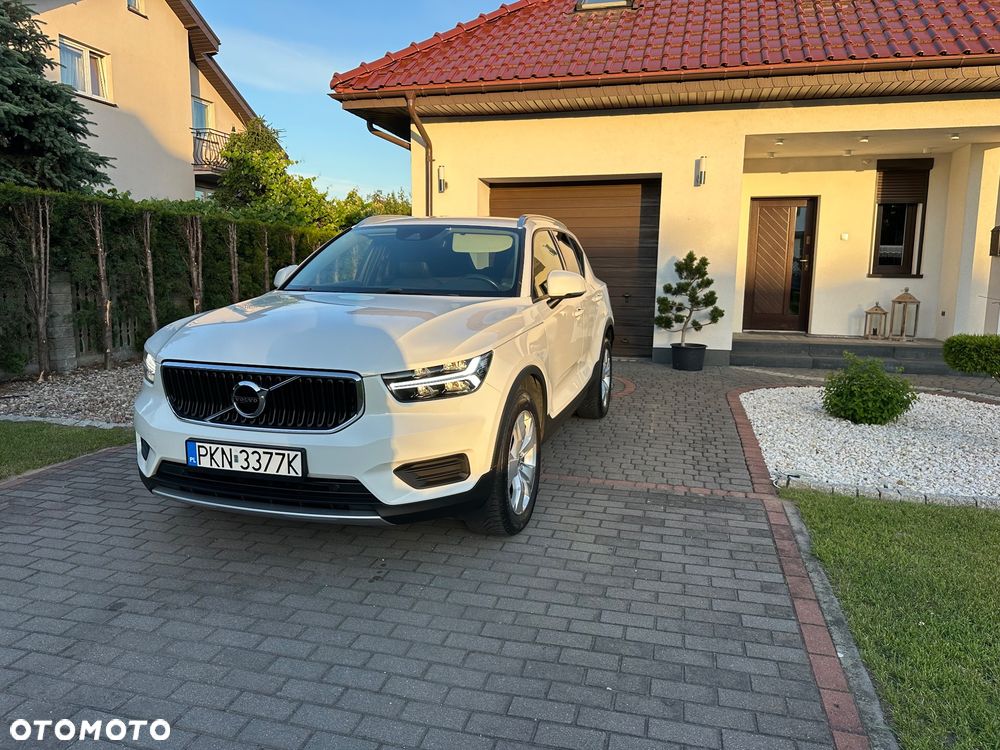 Volvo XC 40 T3 Geartronic Momentum - 38