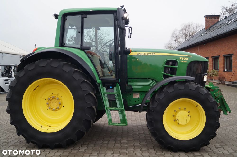 John Deere 7530 Premium - 8