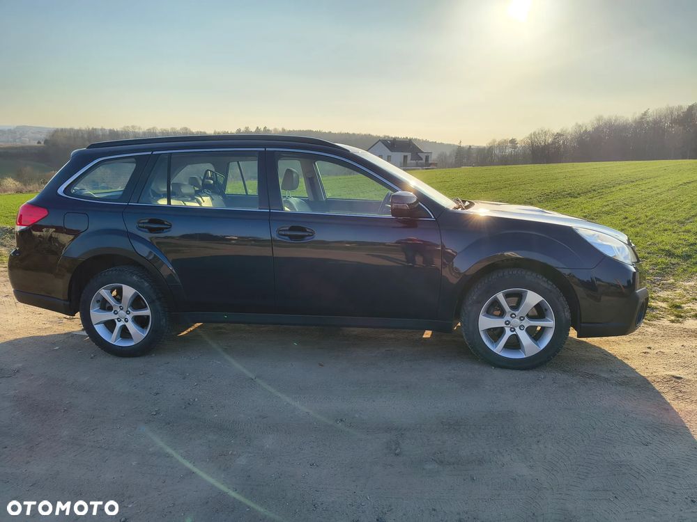 Subaru Outback - 2