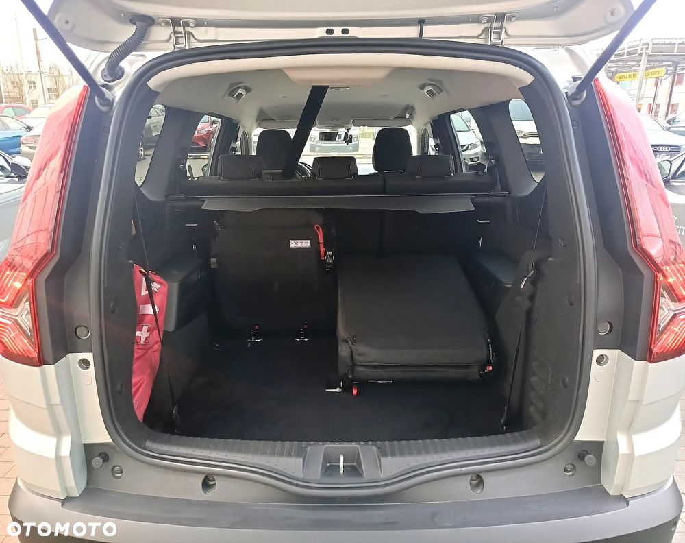 Dacia Jogger 1.0 TCe Expression 7os - 30