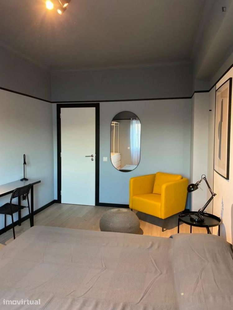 Quarto - localizado em Setubal - Grande imagem: 2/12