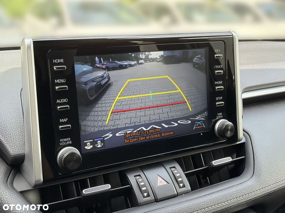 Toyota RAV4 - 18