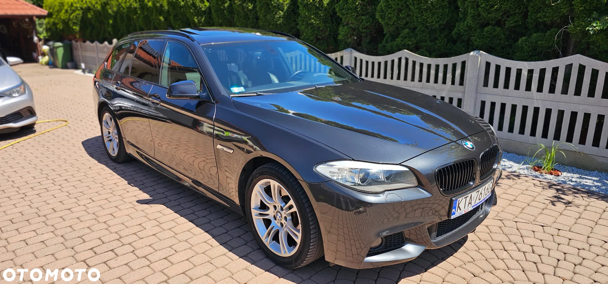 BMW Seria 5 520d Touring - 2
