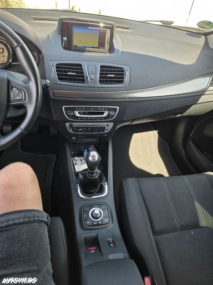 Renault Megane ENERGY TCe 130 Start & Stop LIMITED - 22