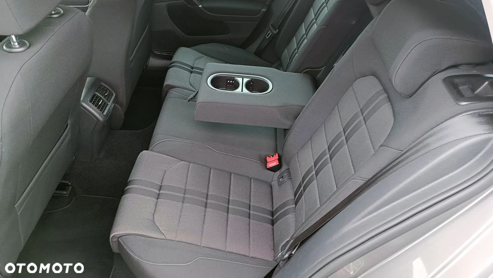 Volkswagen Golf 1.6 TDI BMT Highline - 37