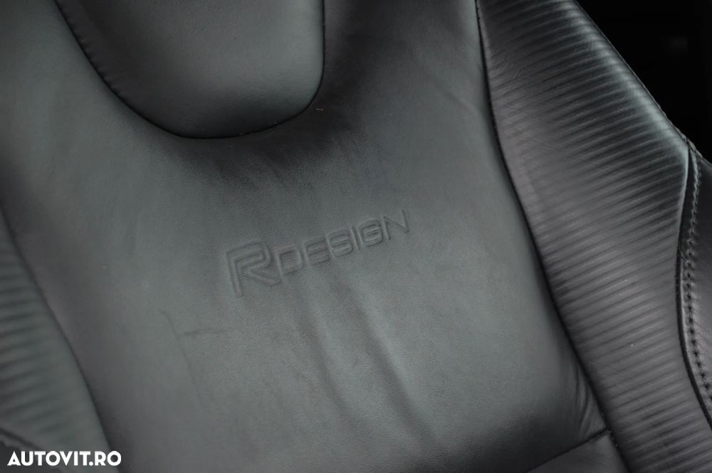 Volvo XC 60 D5 AWD Aut. RDesign - 25