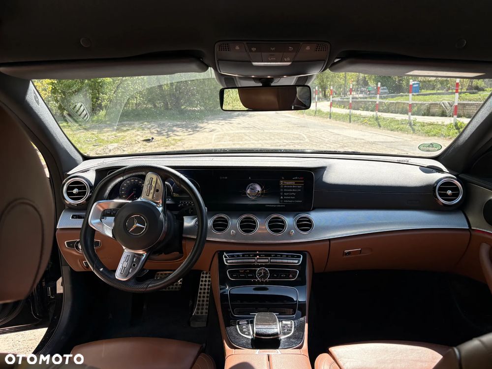 Mercedes-Benz Klasa E 200 4-Matic 9G-TRONIC - 6
