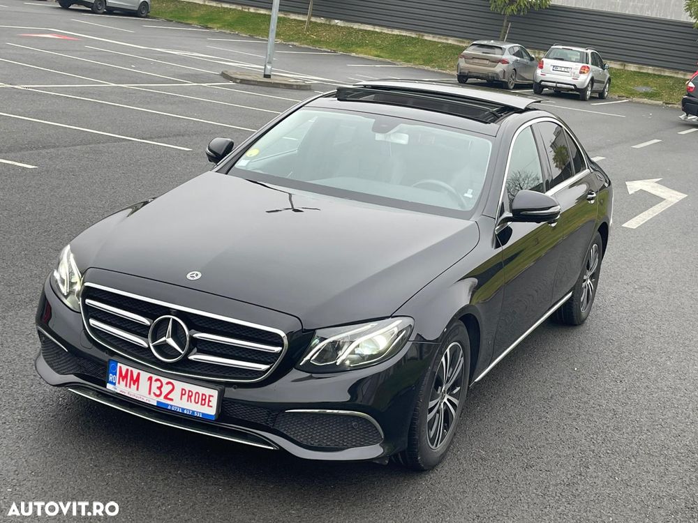 Mercedes-Benz E 220 d 4Matic T 9G-TRONIC Avantgarde - 4