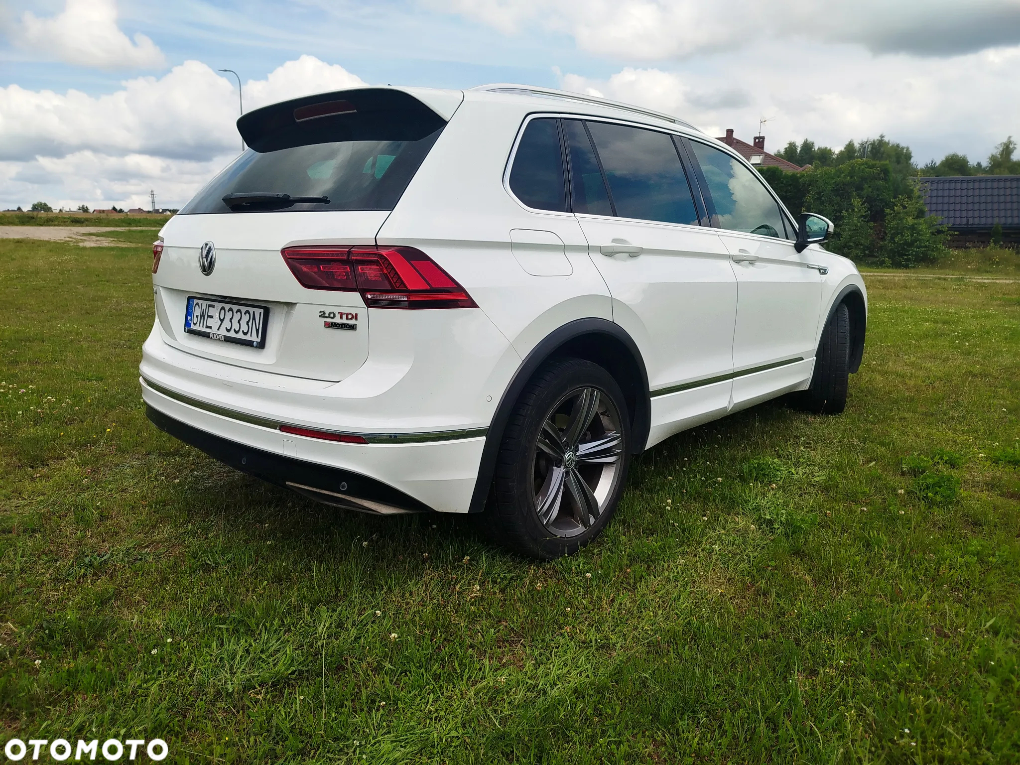 Volkswagen Tiguan - 4