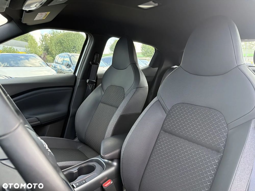 Nissan Juke 1.0 DIG-T N-Connecta DCT - 13
