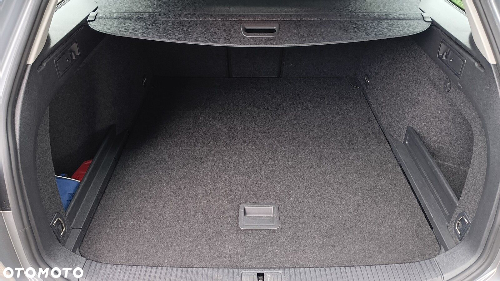 Volkswagen Passat 2.0 TSI Business DSG - 33