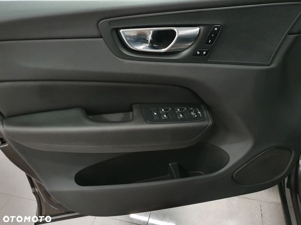 Volvo XC 60 B4 D AWD Geartronic Inscription - 21