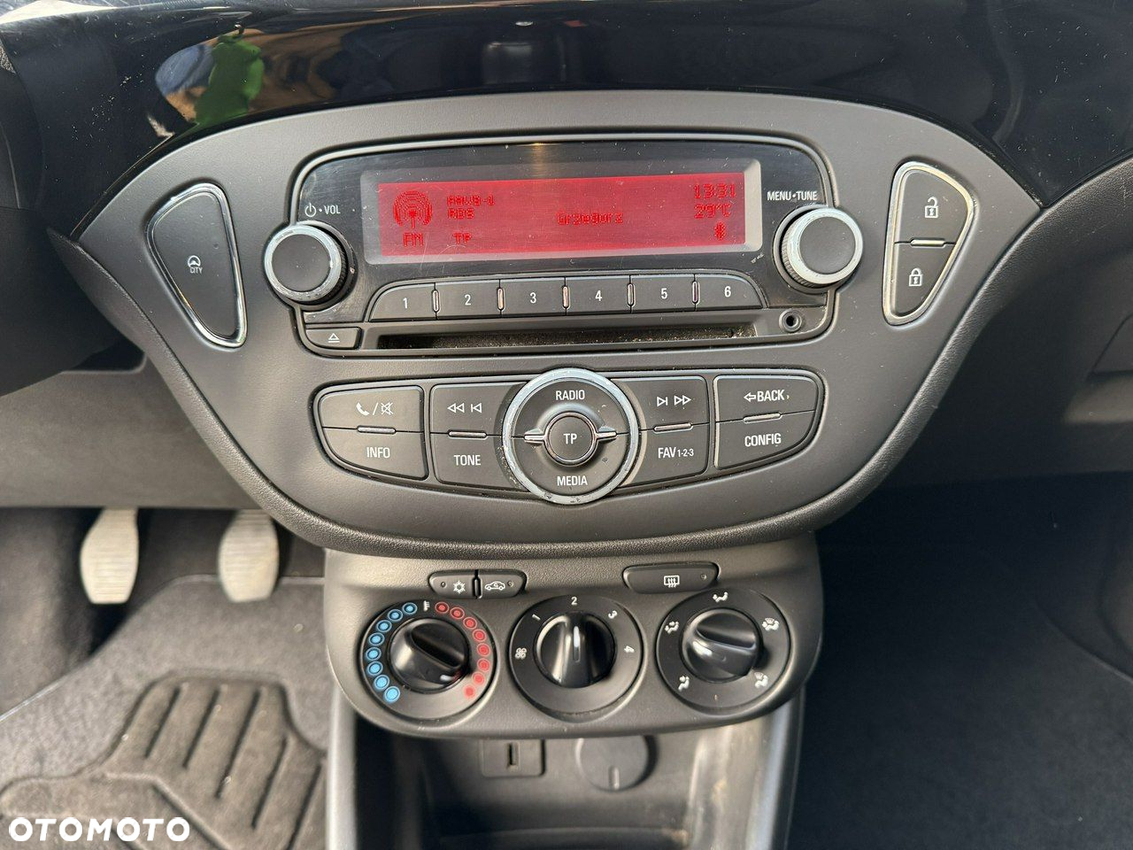 Opel Corsa 1.4 Active - 12