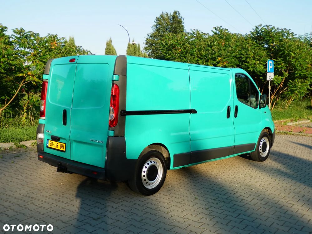 Opel Vivaro - 14