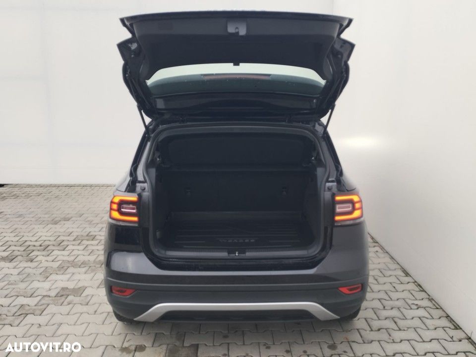 Volkswagen T-Cross - 6