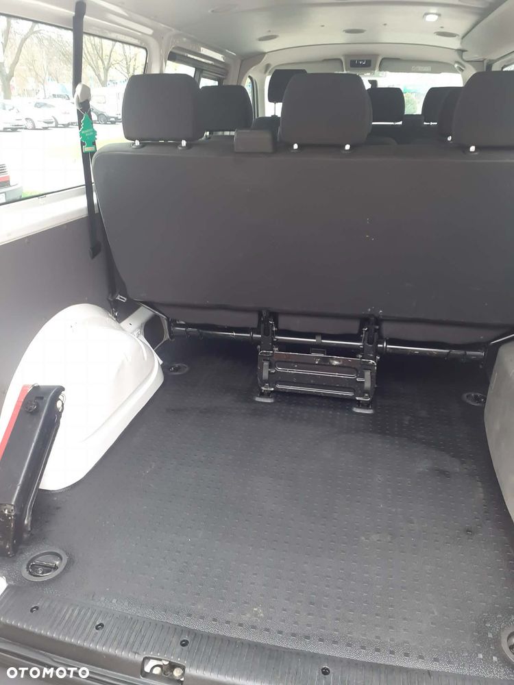 Volkswagen Transporter Kombi L2H1 - 7