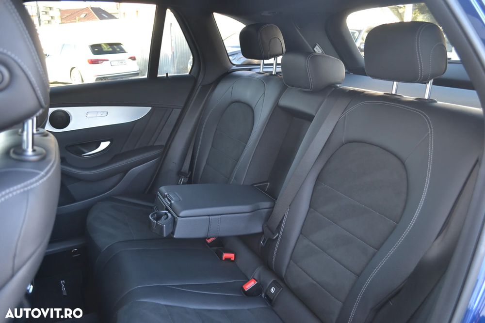 Mercedes-Benz GLC 250 d 4MATIC 9G-TRONIC AMG Line - 19