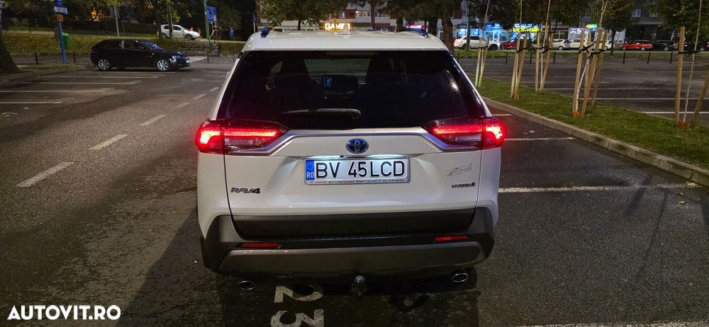 Toyota RAV4 2.5 Hybrid VVT-iE 4x4 Luxury - 2