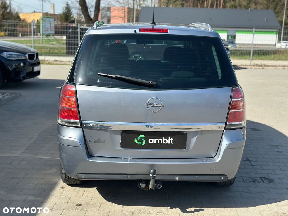 Opel Zafira 1.8 - 6