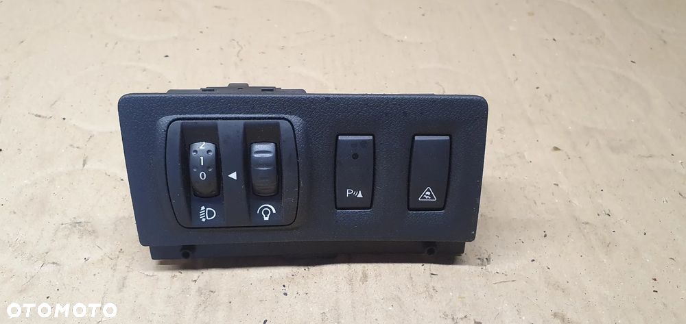 Panel sterowania przełącznik regulacji świateł Renault Laguna III 251630001R - 1