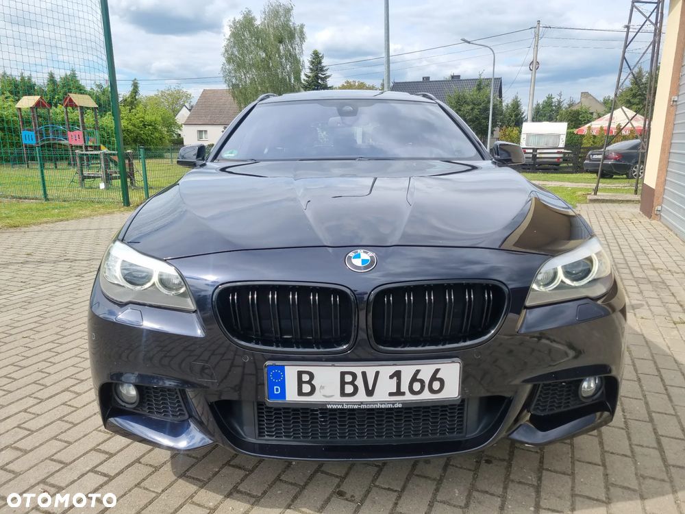 BMW Seria 5 530d xDrive Sport-Aut - 2