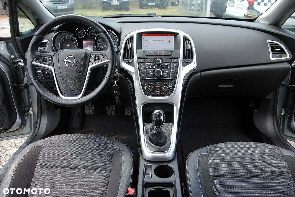 Opel Astra 1.4 Turbo Innovation - 11