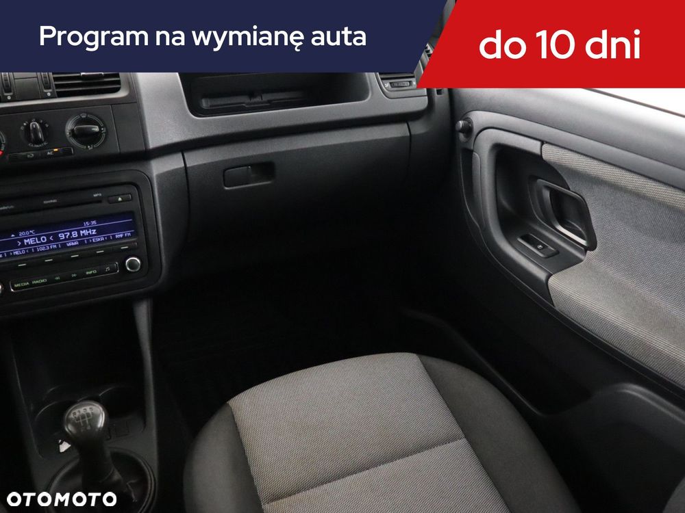Skoda Fabia - 10